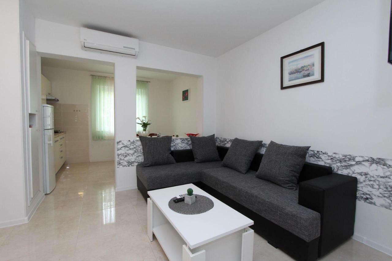 Palaziol Apartment *